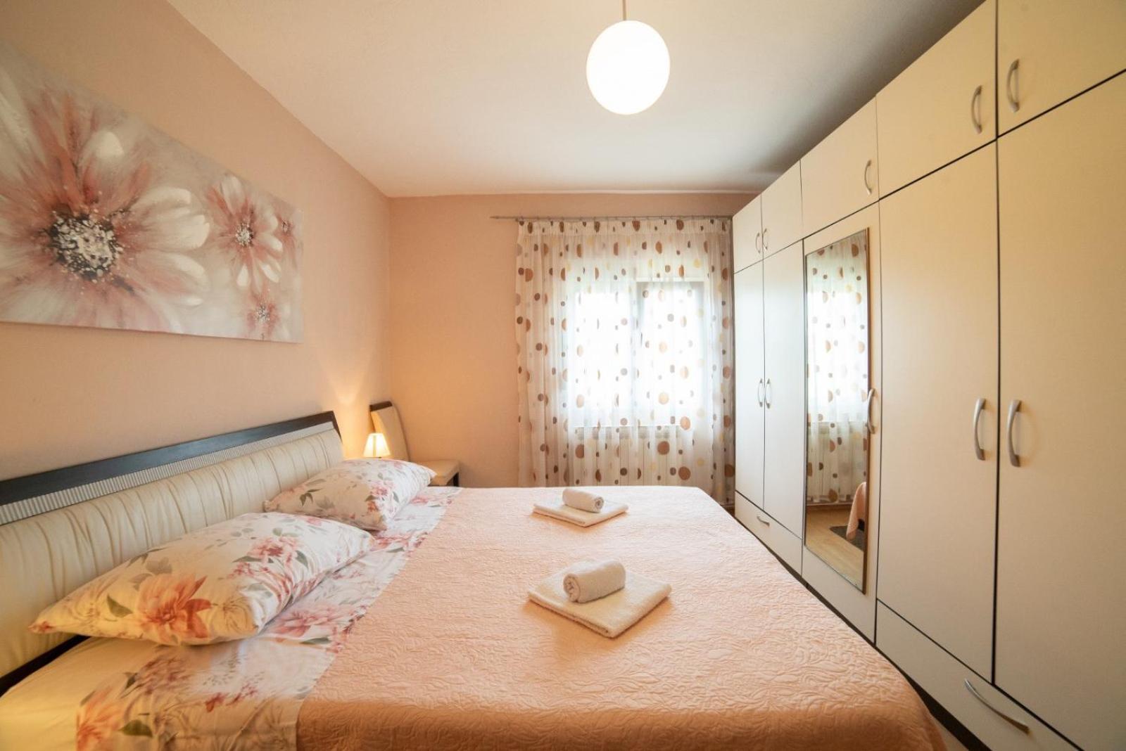 Holiday House Meri, 5+2, Бенковаць Екстер'єр фото
